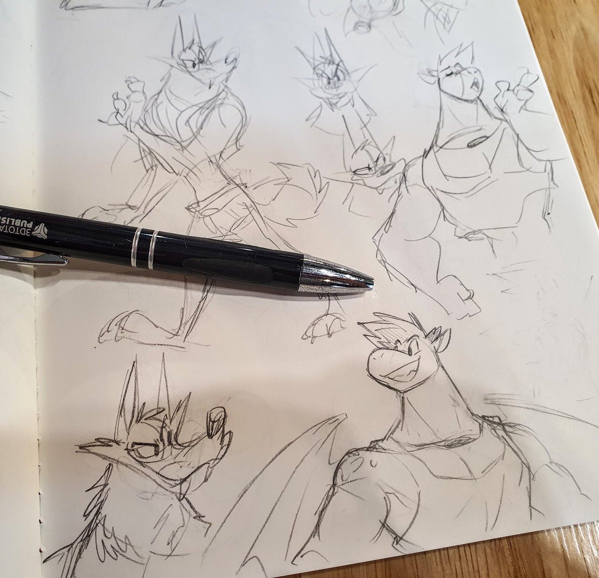 Artwork by Piti Yindee 🐱 ❤ 🐭